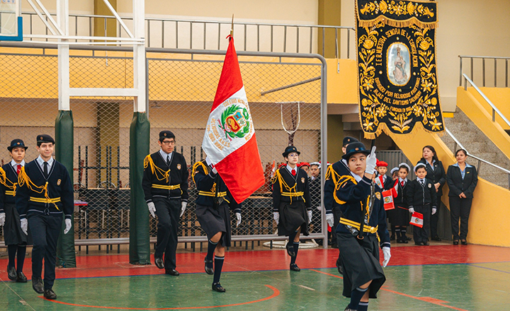 ¡Feliz Día de la Bandera Peruana!